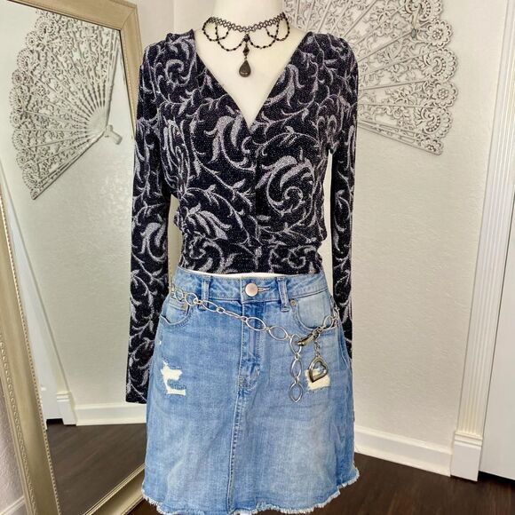 A-gaci Whimsygoth Vintage 90s Made in USA Glitter Wrap Top Deep V-neck Blouse S - Picture 2 of 9